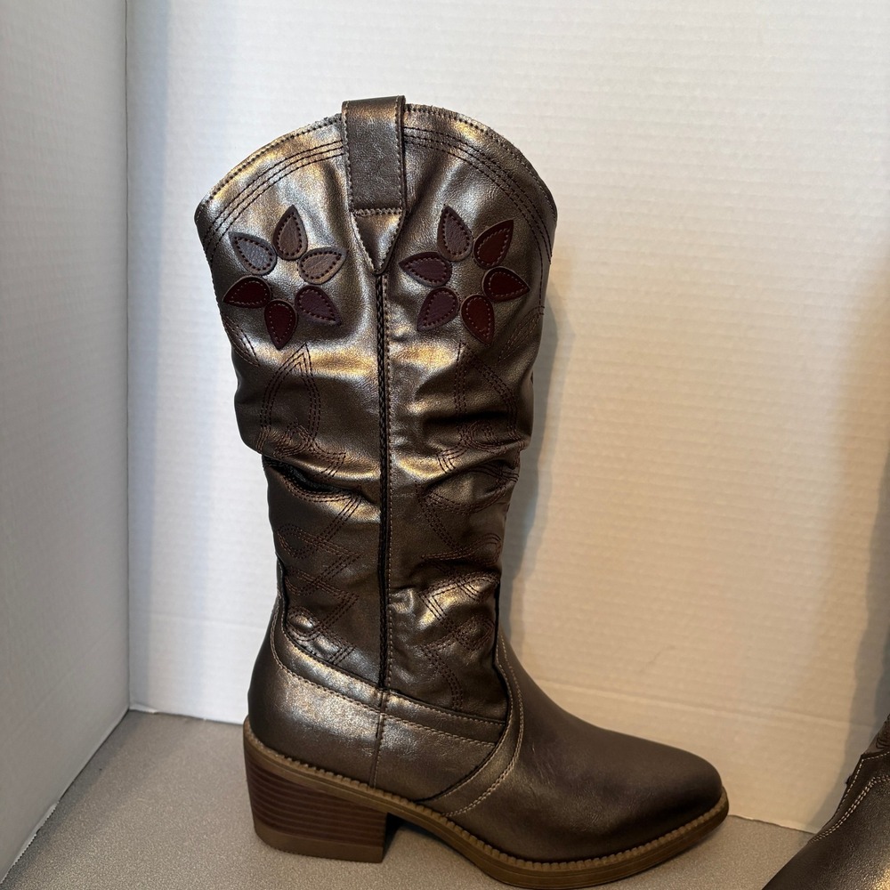 Girls Metallic Bronze Flower Boots Side Zip Block Heel Western Style Size 8 - Picture 6 of 15